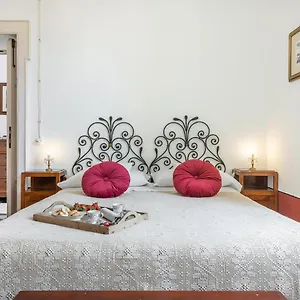 https://palazzo-cherchi.in-sardinia.net